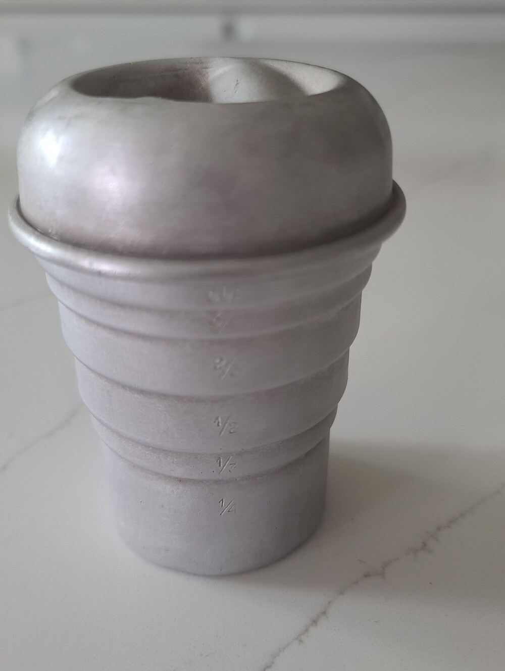 Vtg 1940s Aluminum Swirl Mixer 1 Cup Drink Shaker Gravy Measuring Cup Lid Rochow